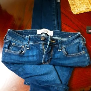 Hollister  super skinny jeand